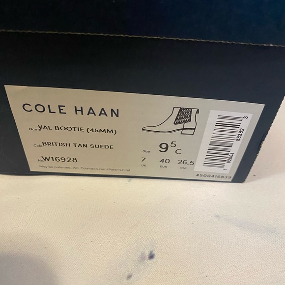 New! Cole Haan Val Pointed Toe Bootie 9 1/2B - Picture 2 of 7